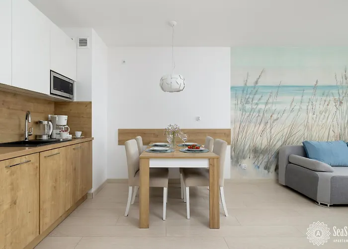 Seaside Kasprowicza 14 코워브제크